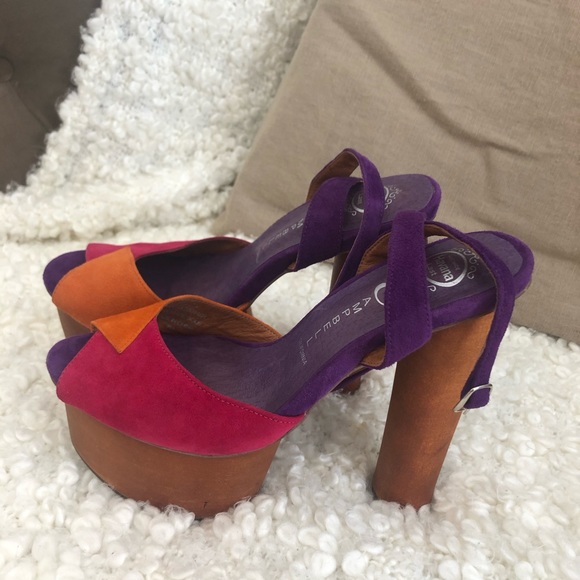 Jeffrey Campbell platform heels - Picture 2 of 4